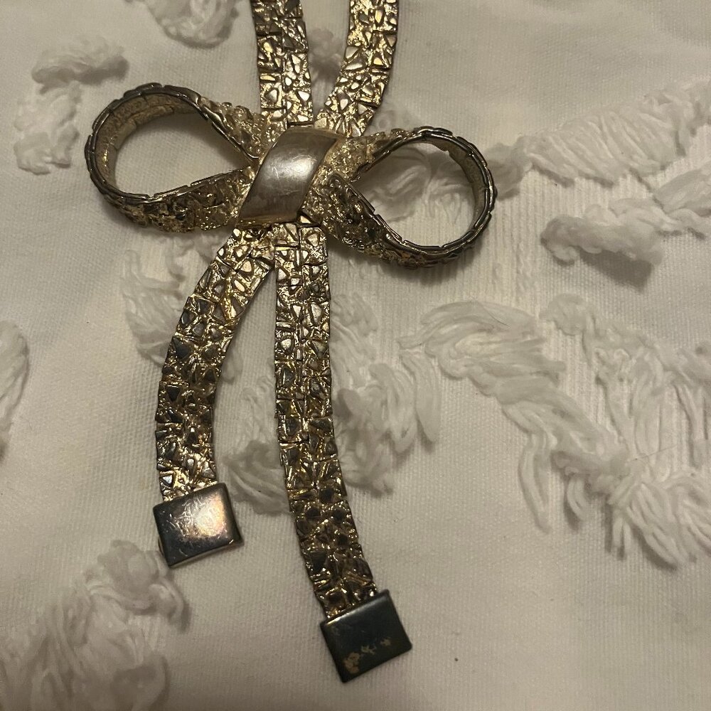 Bow Necklace (with Matching Earrings)